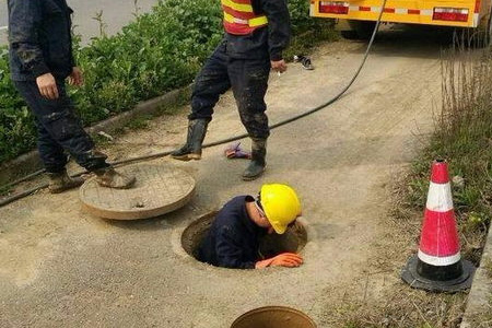 疏通马桶,安庆怀宁秀山乡管道疏通和管道维修-厕所疏通管怎么使用